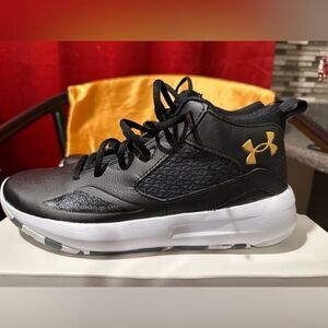 Just to be CLEAR these are “Curry’s!